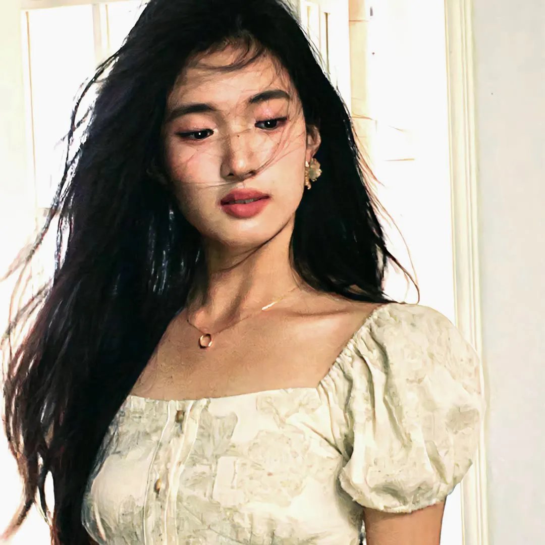 大姐头与小屁孩 海报